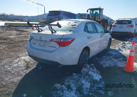 2015 Toyota Corolla S Plus z USA, uszkodzony, nr VIN 2T1BURHE1FC237015